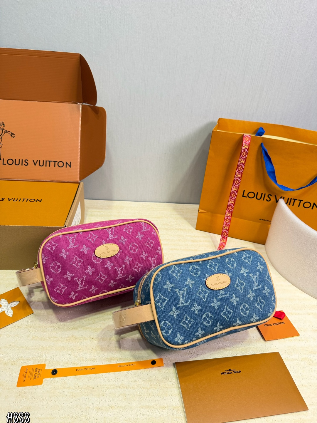 Louis Vuitton LV Travel Ready | Luxury Designer Fashion Accessory